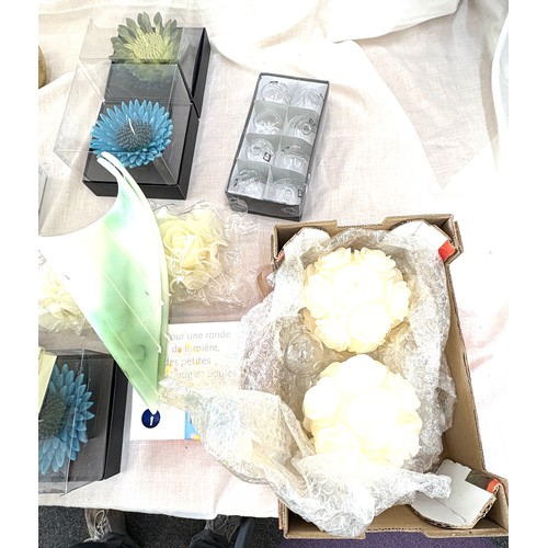 113 - Selection of decorative flower candles