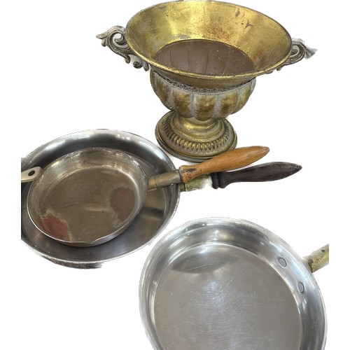 142 - Selection of vintage metalware to include cookings pans, scales, etc