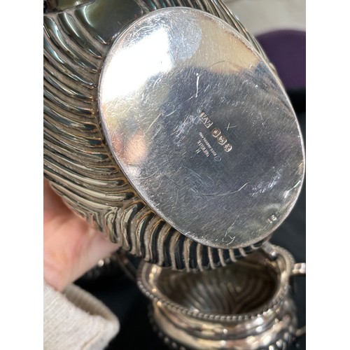 300 - Sterling silver three piece Viners Ltd -Edward Viner tea service, E.V, Sheffield silver, total weigh... 