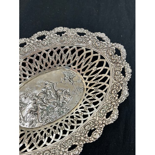 318 - Vintage silver Germany Style bon bon dish total weight 130grams