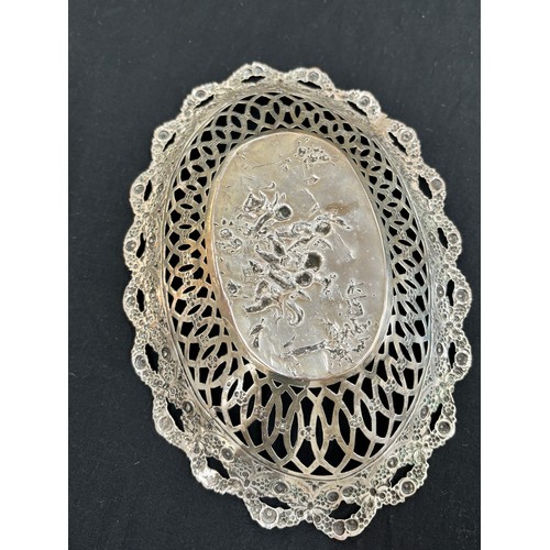 318 - Vintage silver Germany Style bon bon dish total weight 130grams