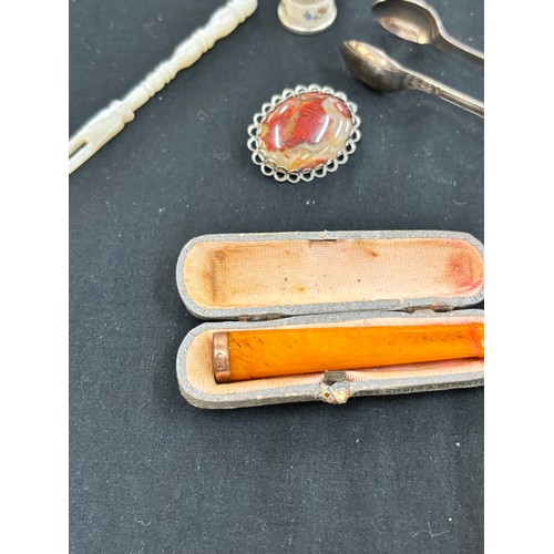 312 - Selection of Collectables includes 18ct gold plated amber cheroot holder etc