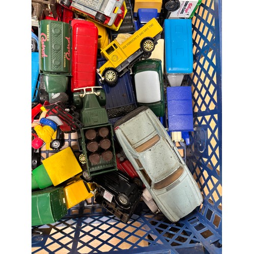 214 - Selection of diecast cars to include makers Corgi, Days gone, Lledo etc