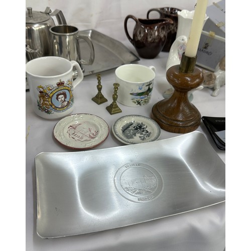 123 - Selection of miscellaneous to include  a stainless steel tea set, porcelain items, Nao, LLadro etc