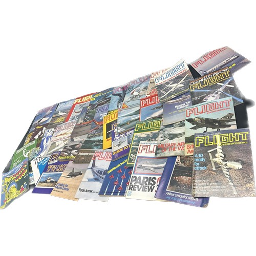 138 - Selection of vintage magazines to include  ' Flight International', ' Royal Air force year book' etc