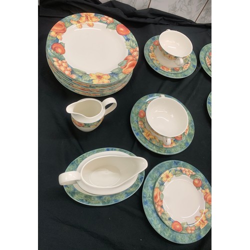 126 - Selection of 'Millbrook' dinner service porcelain items to include plates, bowls etc
