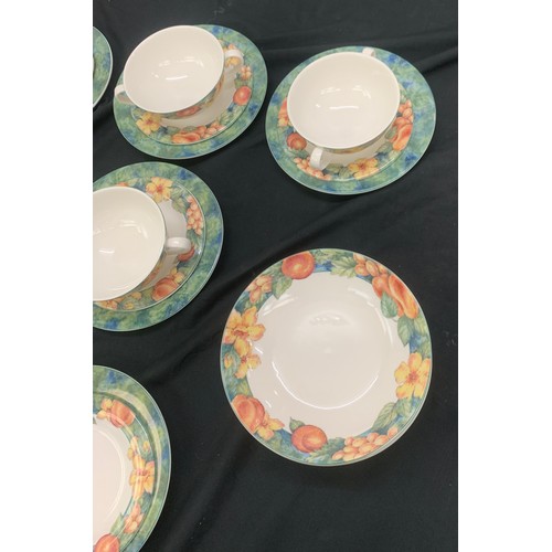 126 - Selection of 'Millbrook' dinner service porcelain items to include plates, bowls etc