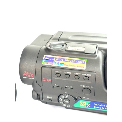 111 - Samsung Video cam 8 VP-a15 PAL, untested