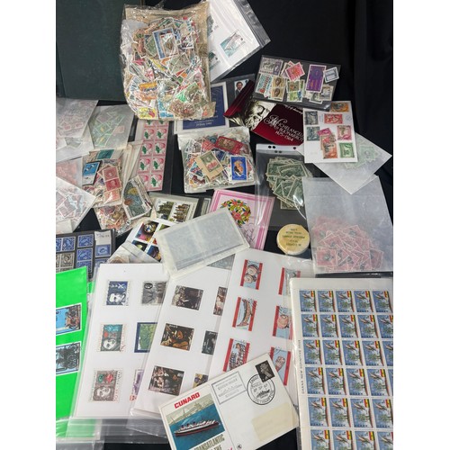 207 - Large stamp collection, many high values, mostly British commonwealth, includes worldwide. Display c... 