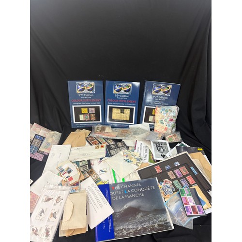 207 - Large stamp collection, many high values, mostly British commonwealth, includes worldwide. Display c... 