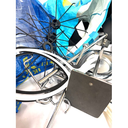 156 - Selection of Mannequins and jewellery displays