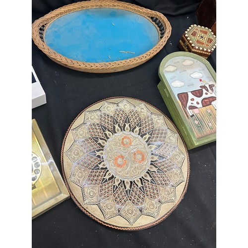 169 - Selection of miscellaneous includes brass wall plaque, key holder, wicker tray etc