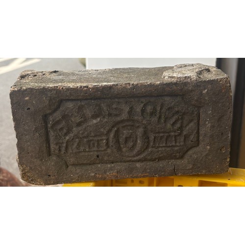 101K - Vintage Ellistown brick, orginating from Ellistown Colliery and Brickworks, Leicestershire