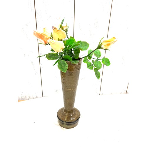 113 - Vintage glazed vase with shell roses