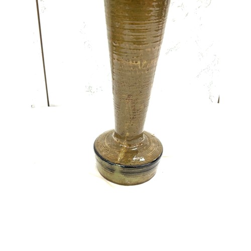 113 - Vintage glazed vase with shell roses