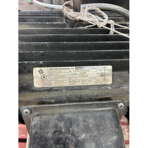 328 - Azenda B30-250 compressor