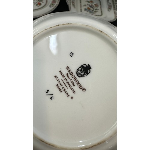 133 - Selection of vintage Wedgwood Kutani Crane pattern items to include meat plates, gravy jug, dishes e... 