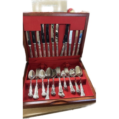 176 - Canteen of cutlery