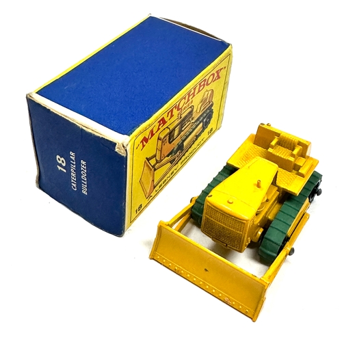 360 - Matchbox Series Lesney No 18 Caterpillar Bulldozer Yellow Original Box good condition