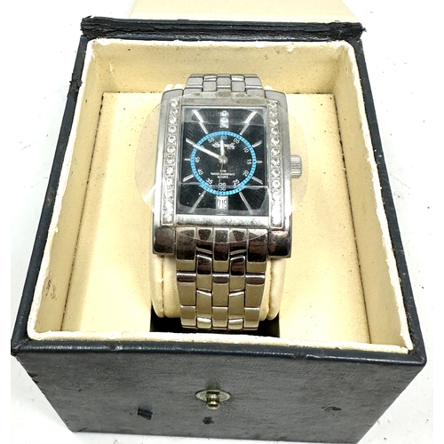 343 - Old new stock Boxed Gents ingersoll ice watch Boxed with cards missing new condition will need new b... 