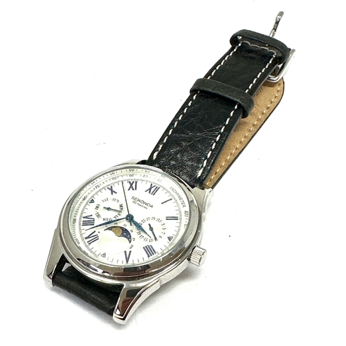 347 - Gents Sekonda moon phase wristwatch the watch is ticking