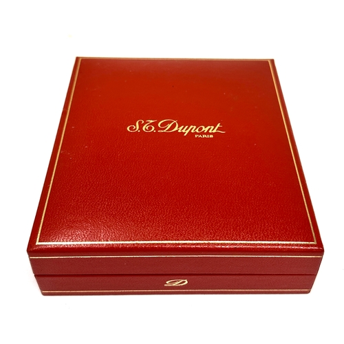353 - Vintage boxed dupont cigarette lighter red enamel with gold dust detail  in good condition