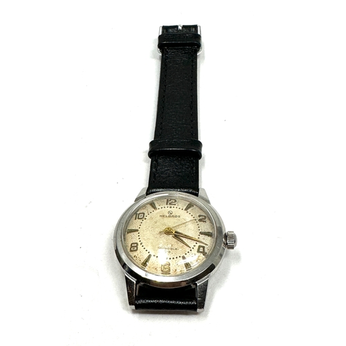 352 - Vintage Helbros  Invincible wristWatch the waatch is ticking
