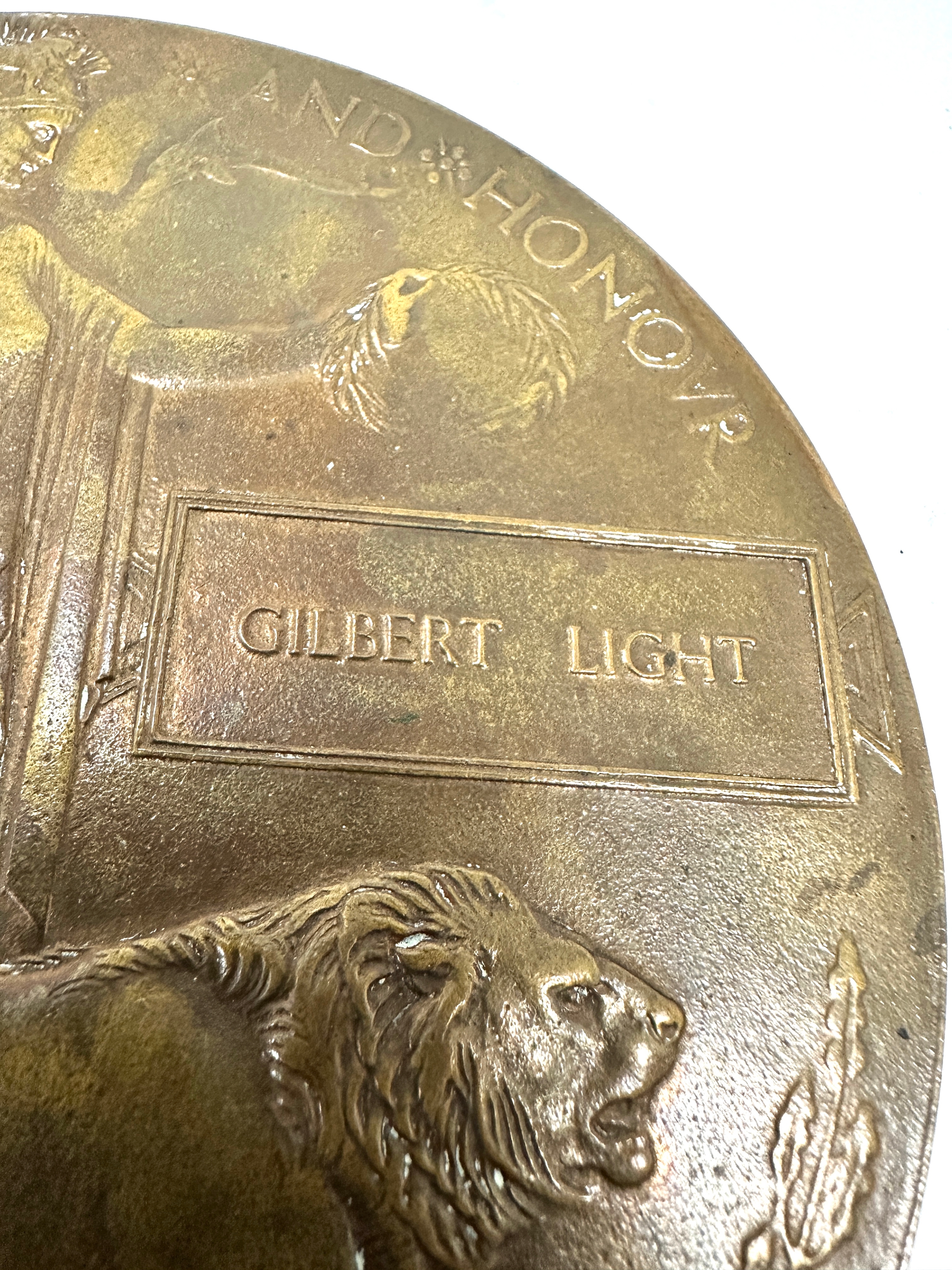 ww1 death plaque to Gilbert Light