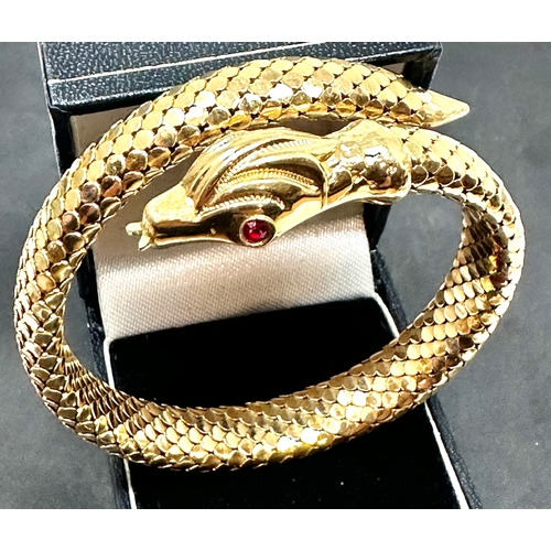 Heavy 18ct gold hallmarked snake bracelet weight 41g