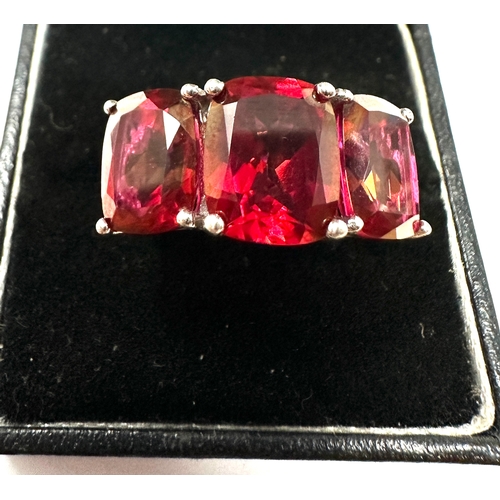 160 - TGGC Silver gemstone set ring