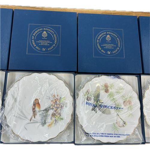 95 - Five original boxed Royal Worcester The Birds of Dorothy Doughty desert plates