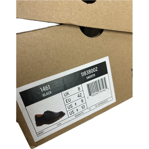 99 - Pair of brand new in original box Dr Martens smoother leather Oxford shoes size 8, with a brand new ... 
