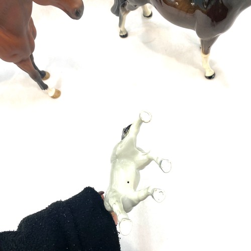 50A - Selection of vintage horse ornaments to include Beswick largest measures approximately 10 inches tal... 