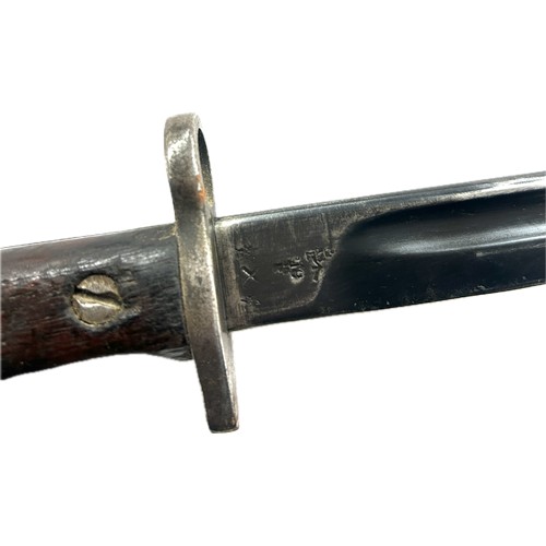 98F - British 1907 Enfield Bayonet, military markings to top