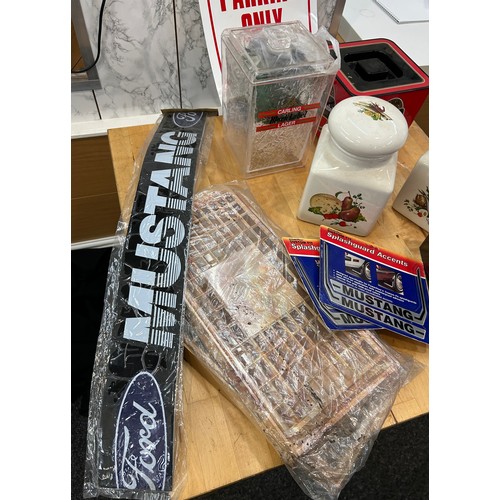 136 - Selection of advertising items to include pub memorabilia, signs, jars, etc