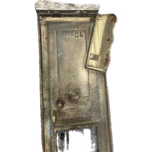 100F - Set of vintage cast iron ends and middle for a  cinema seat