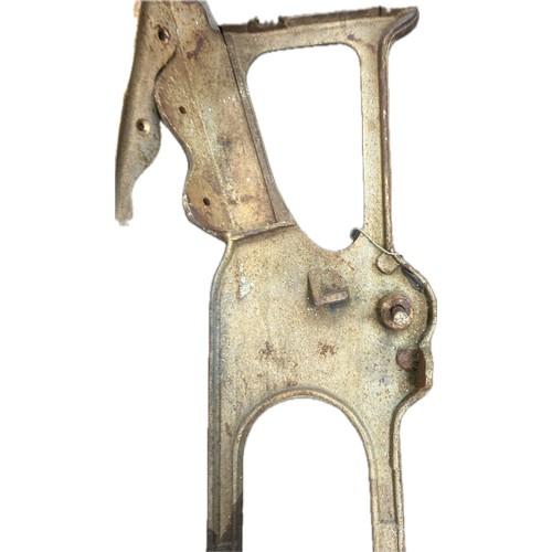 100F - Set of vintage cast iron ends and middle for a  cinema seat