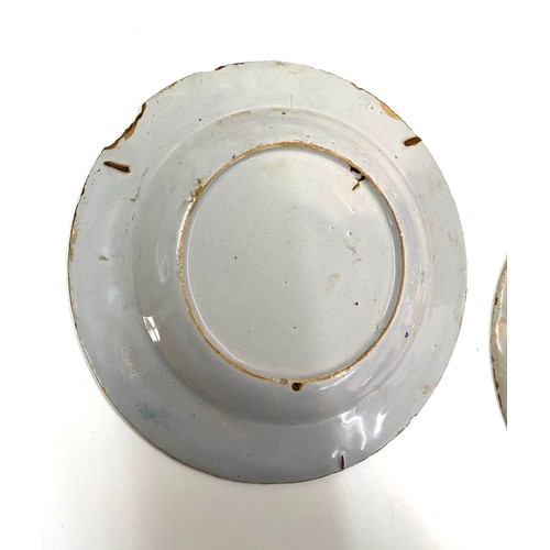 85 - Pair of antique English Delft pottery plates measures approximately 8 inches diameter