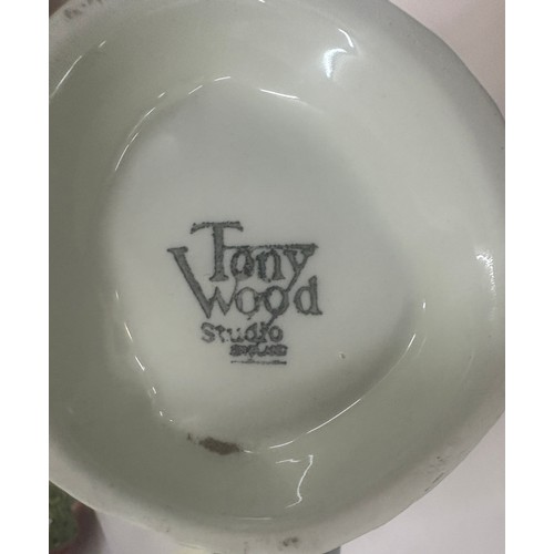 74 - Selection of 6 Tony Woods ceramic novelty teapots to include Mad Hatter, Jockey etc, all in good ove... 