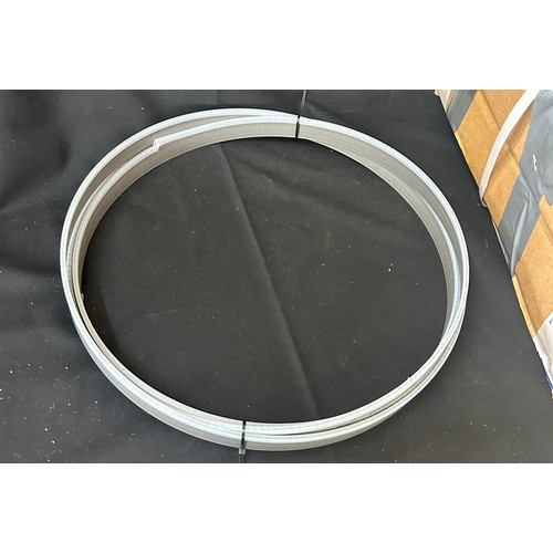 147 - Rontgen BI-ALFA cobalt bandsaw M42 27 X O.90 MM 4/6 12 in total all brand new