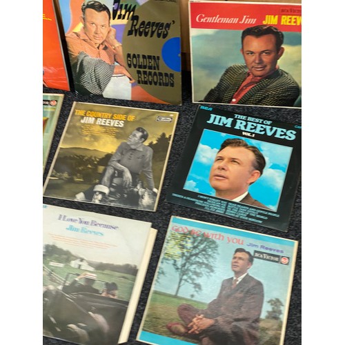 32 - Selection of 10 Jim Reeves records