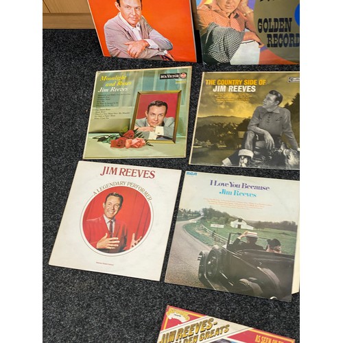 32 - Selection of 10 Jim Reeves records