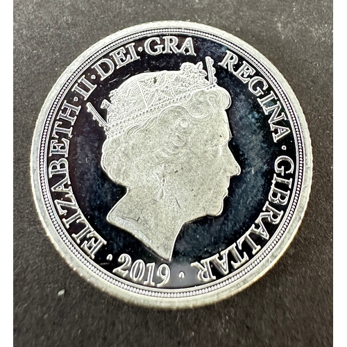 309 - 2019 silver sovereign