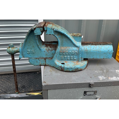 100J - Large record steel vice