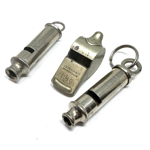 415 - 3 vintage whistles inc 1940 j.hudson & co & metropolitan etc
