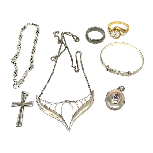 36 - Selection of vintage silver jewellery weight 36g