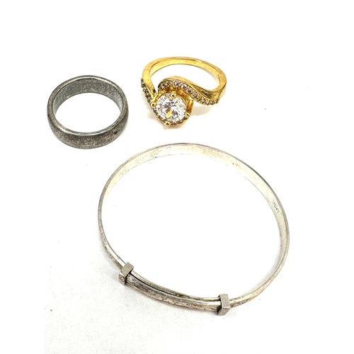 36 - Selection of vintage silver jewellery weight 36g