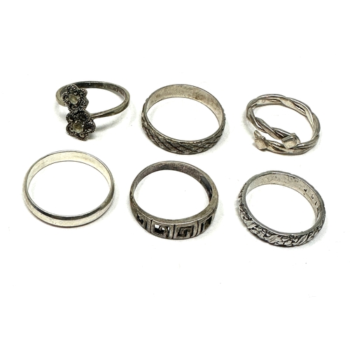 95 - 6 vintage silver rings weight 16g