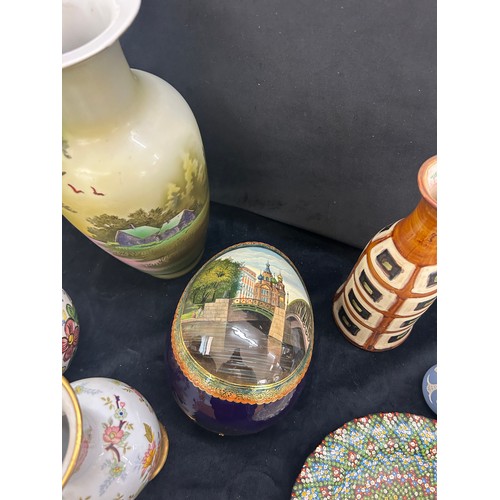 238 - Selection of vintage porcelain items to include vases, large decorative egg, selection of Wedgwood J... 