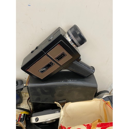 182 - Selection vintage cameras to include Zeiss Ikon with lens, Kodak, Polaroid 600 instant, lens etc